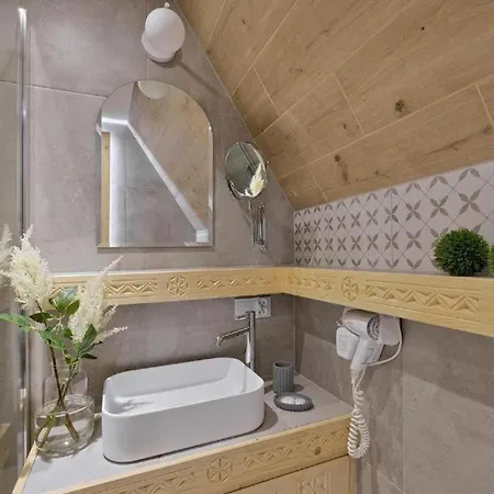 Swistak & I Wake Up With Mountain View بيت ضيافة كوشتيليسكا