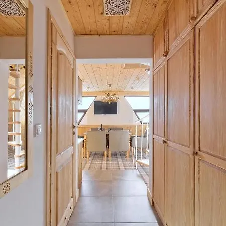 Swistak & I Wake Up With Mountain View بيت ضيافة كوشتيليسكا